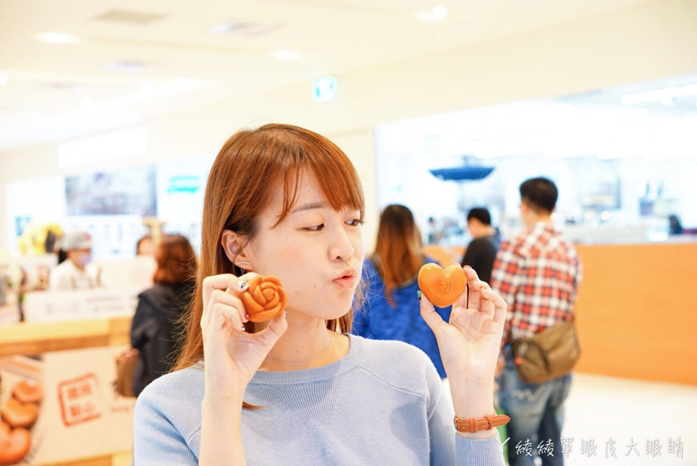 新竹美食｜紅玉滿赤心雞蛋糕巨城快閃店，只送不賣的玫瑰造型雞蛋糕