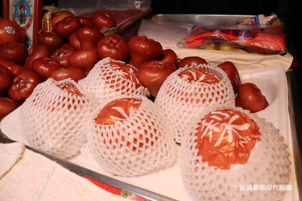 新竹水果阿嬤深夜賣水果到天亮，新鮮水果可現切！新竹市復興鴨肉冬粉與南門醫院附近