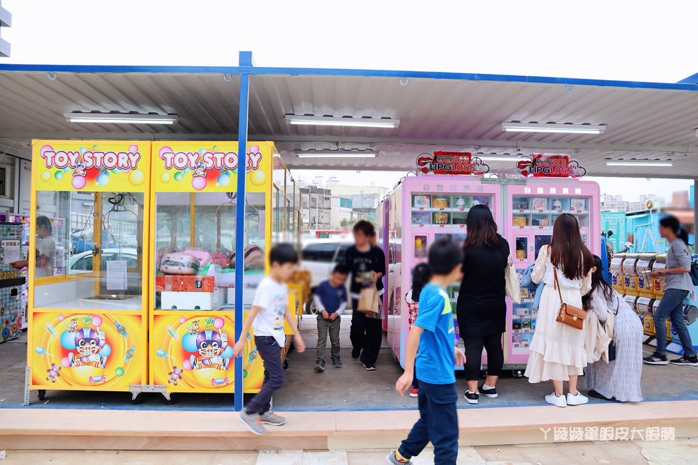 新竹A5文化創意園區連假試營運！超大型扭蛋機、變形金剛、特色貨櫃市集