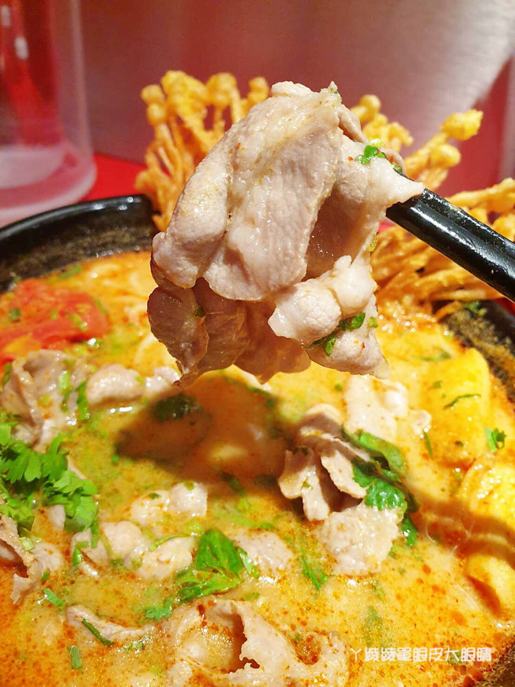 大心新泰式麵食新竹巨城店正式開幕，一個人也可以吃泰式料理