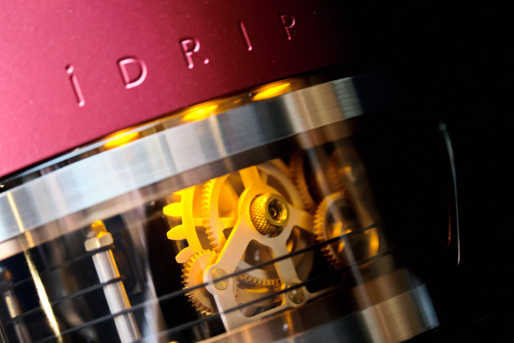 iDrip全世界第一台還原世界冠軍的智能手沖咖啡機！iDrip智能手沖咖啡機展銷中心新竹店新開幕