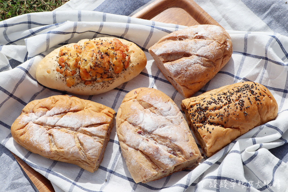 新竹麵包推薦雅米烘培屋！新竹香山平價好吃的歐式麵包賣完為止，麵包最便宜只要三十元