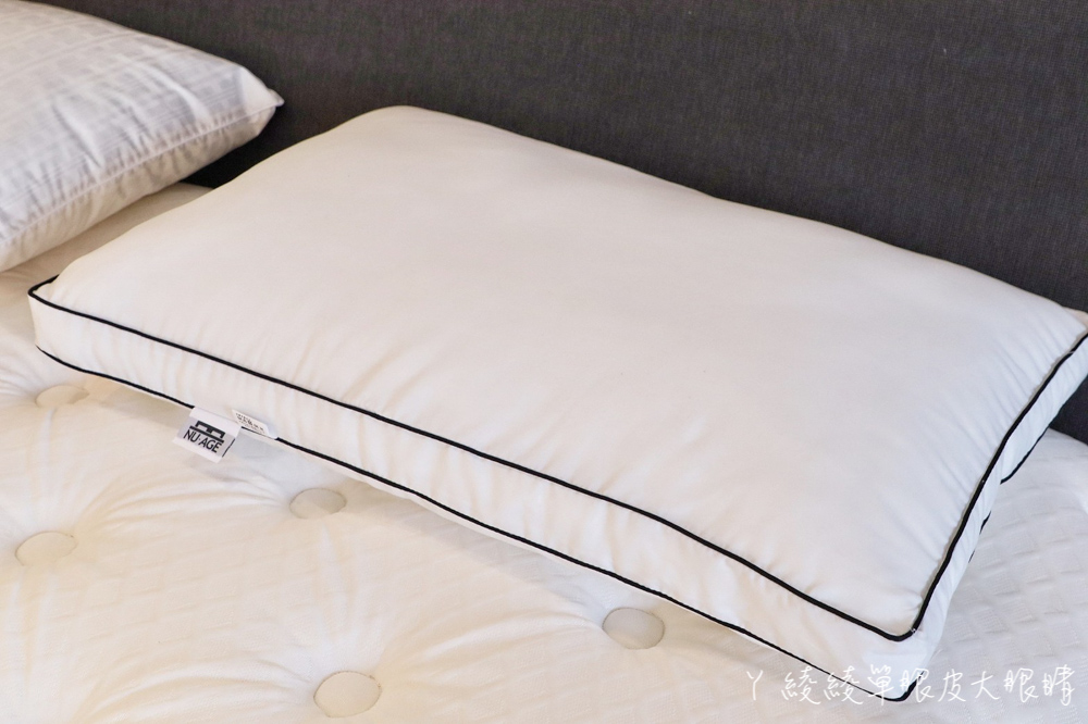 新竹床墊推薦雲朵專業床墊進口！挑戰席夢思、丹普床墊最低價，保固無折舊直接換新床墊
