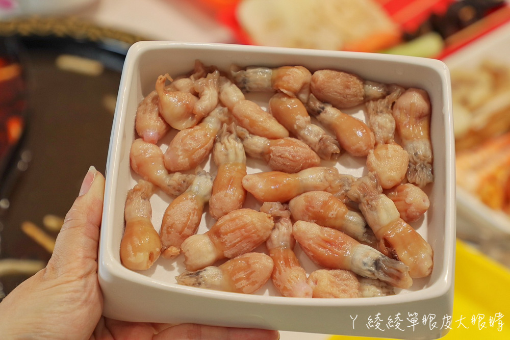 串串食光缽缽雞｜來自四川老闆娘的缽缽雞、冒菜和美蛙魚火鍋賊好吃