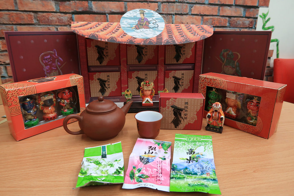▌分享 ▌2017 定璽茗茶·媽祖平安茶 限量上市 ♡ 喜氣洋洋又大方，年節最佳伴手禮！